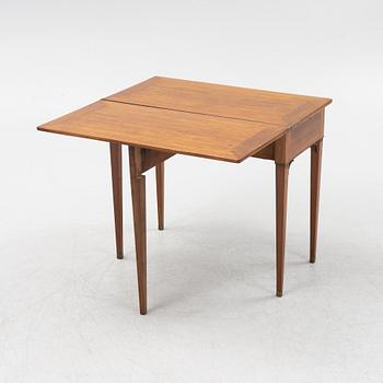 A late Gustavian cardtable. from around the year 1800-.