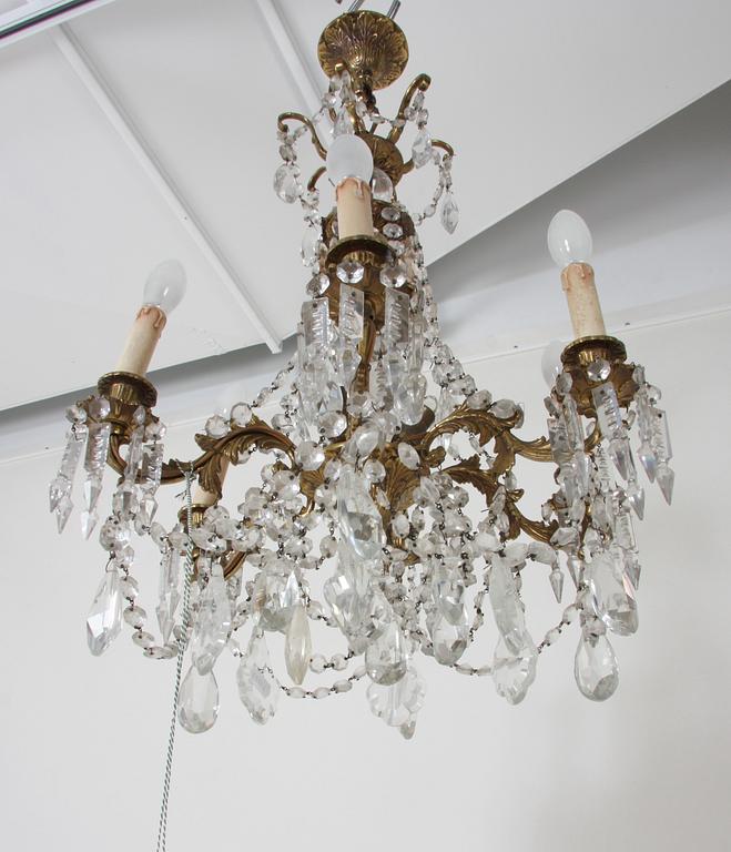 LJUSKRONA, nyrokokostil. H 74.
Proveniens: Git Gay.