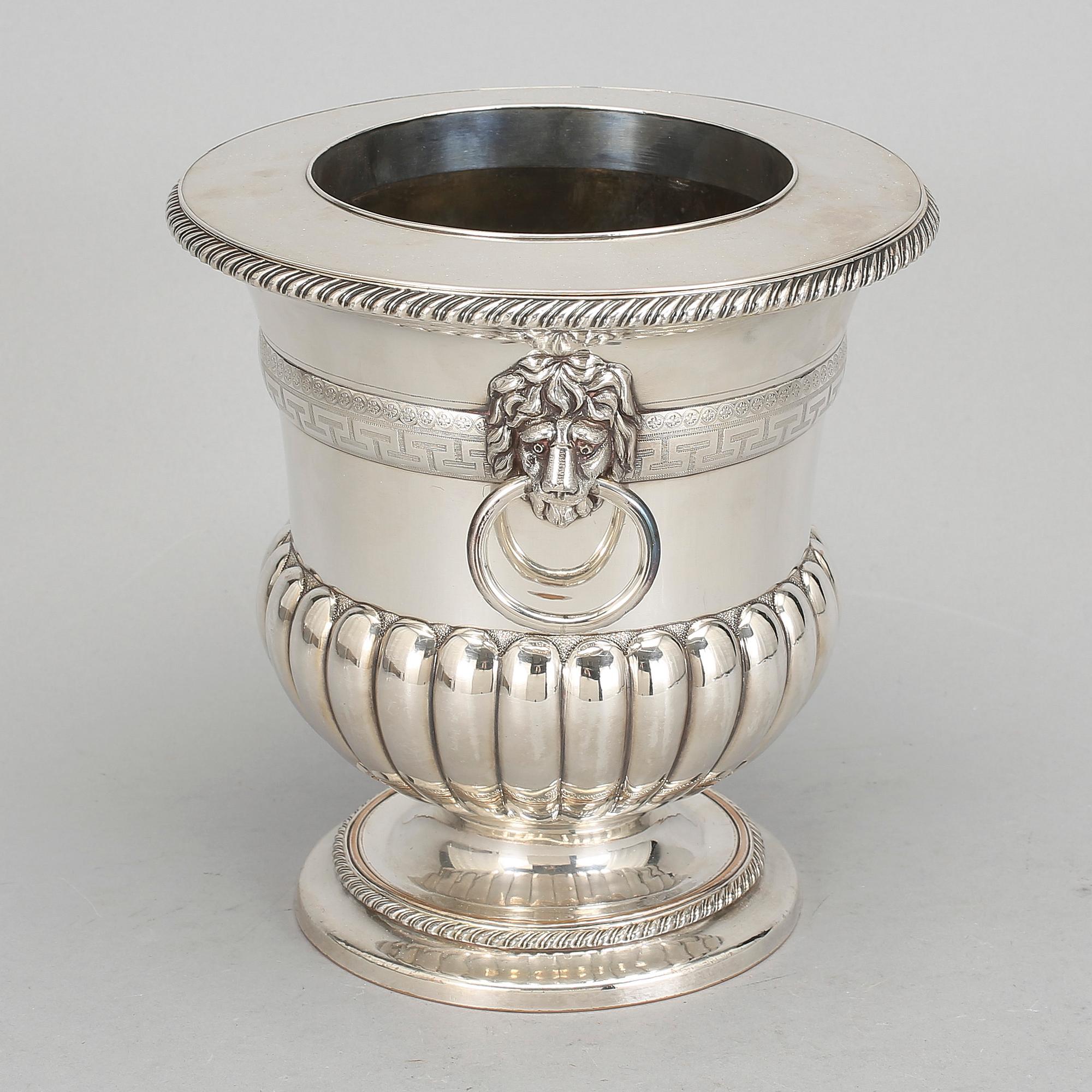 CHAMPAGNEKYLARE, nysilver. Sannolikt England, 1900-tal.