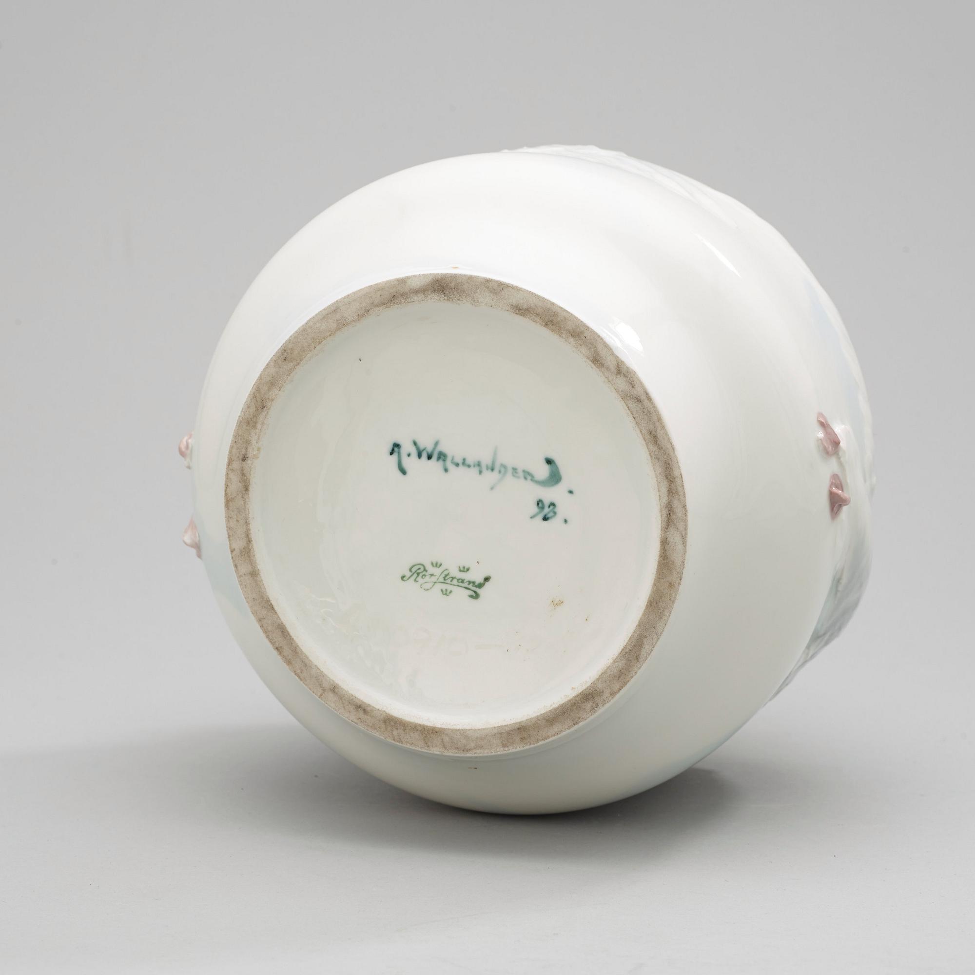 An Alf Wallander Art Nouveau porcelain vase, Rörstrand 1898.