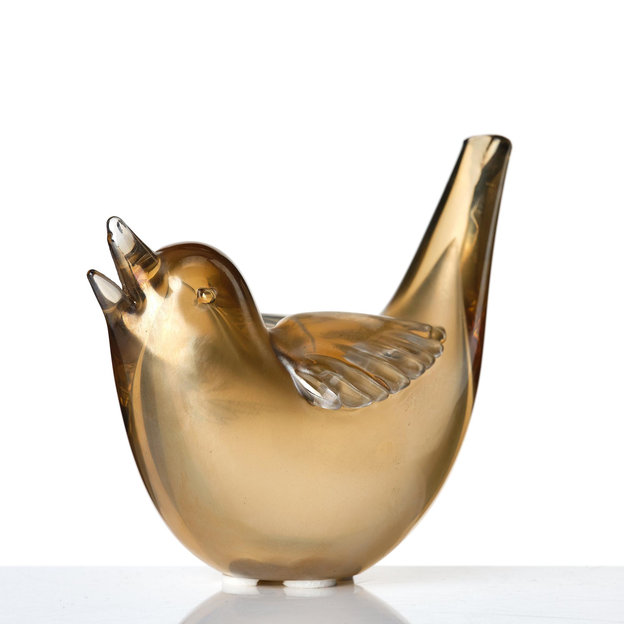 Tyra Lundgren, a glass sculpture of a bird, Venini, Murano, model 2627, ca 1937-38.