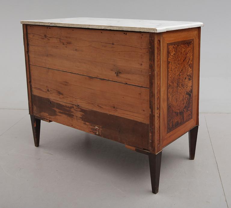 BYRÅ, gustaviansk, 1700-/1800-tal.