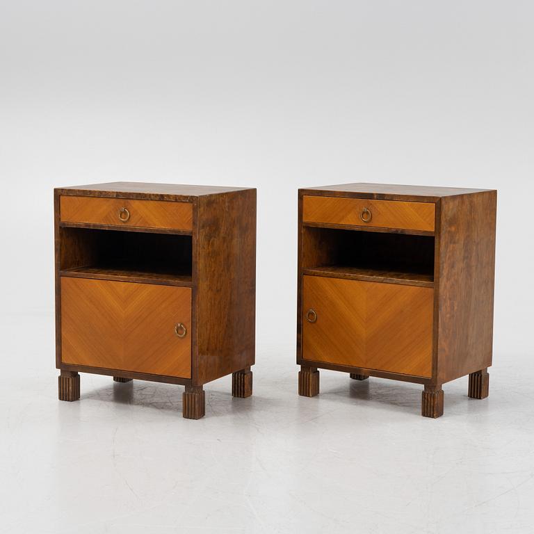 A pair of birch bedside tables, Svenska Möbelfabrikerna Bodafors, 1930-/40-tal.
