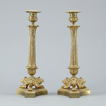 LJUSSTAKAR, ett par, senempire, 1800-talets mitt.