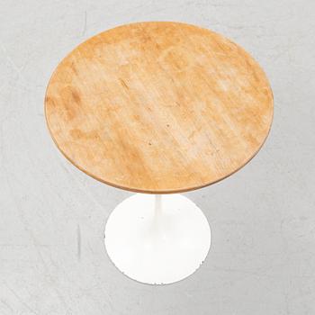 Eero Saarinen, table, "Tulip", Knoll International, licensed manufacturing by Nordiska Kompaniet, Nyköping, 1965.