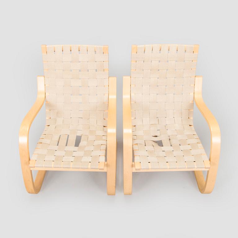 Alvar Aalto, fåtöljer, ett par, modell 406 för Artek 1900-talets slut.