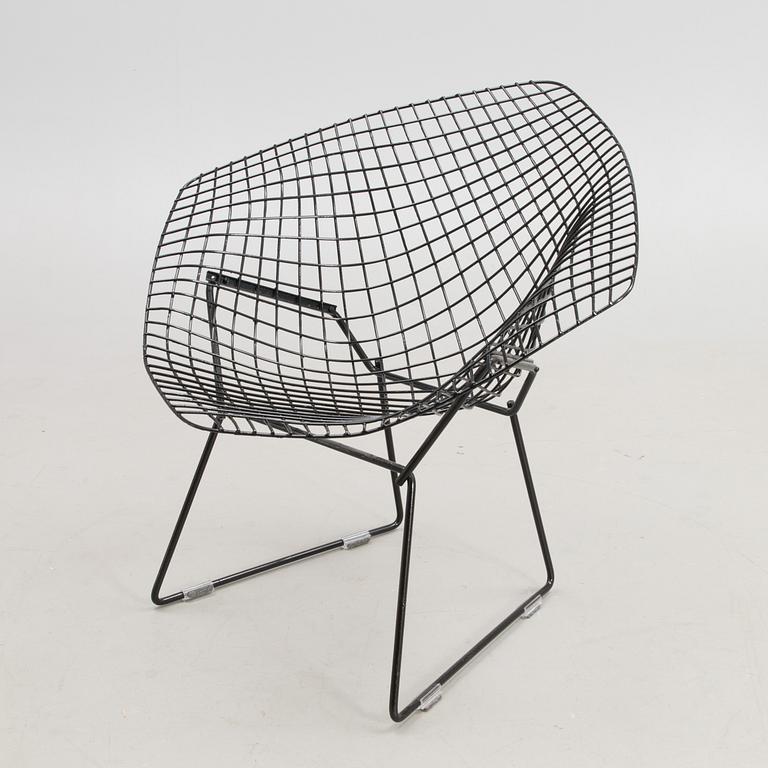 An armchair, "Diamond chair", latter half of the 20th century.