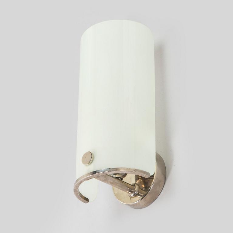 Paavo Tynell, a 1930s wall light '7258' for Taito.