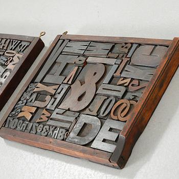 TYPER, (tryckeri) 2 st, omkring 1900-talets mitt.