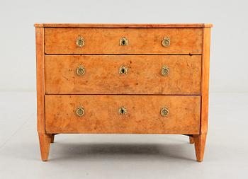 BYRÅ, sengustaviansk, 1800-talets första hälft.