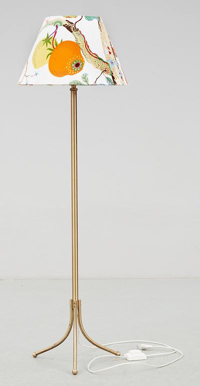 GOLVLAMPA, mässing, Firma Svenskt Tenn. Modellnr 2326-2.