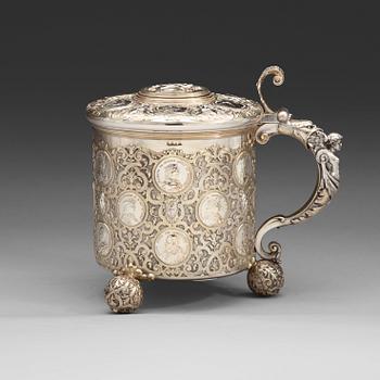 940. A Swedish 19th century silver-gilt tankard, marks of Gustaf Möllenborg, Stockholm 1892.