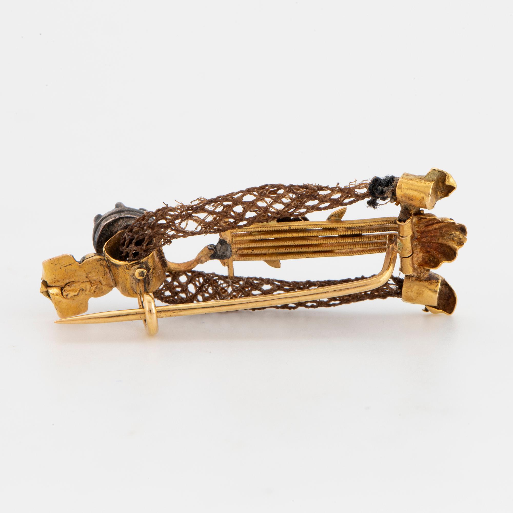 1800's brooch, hair, gold and rose-cut diamond.