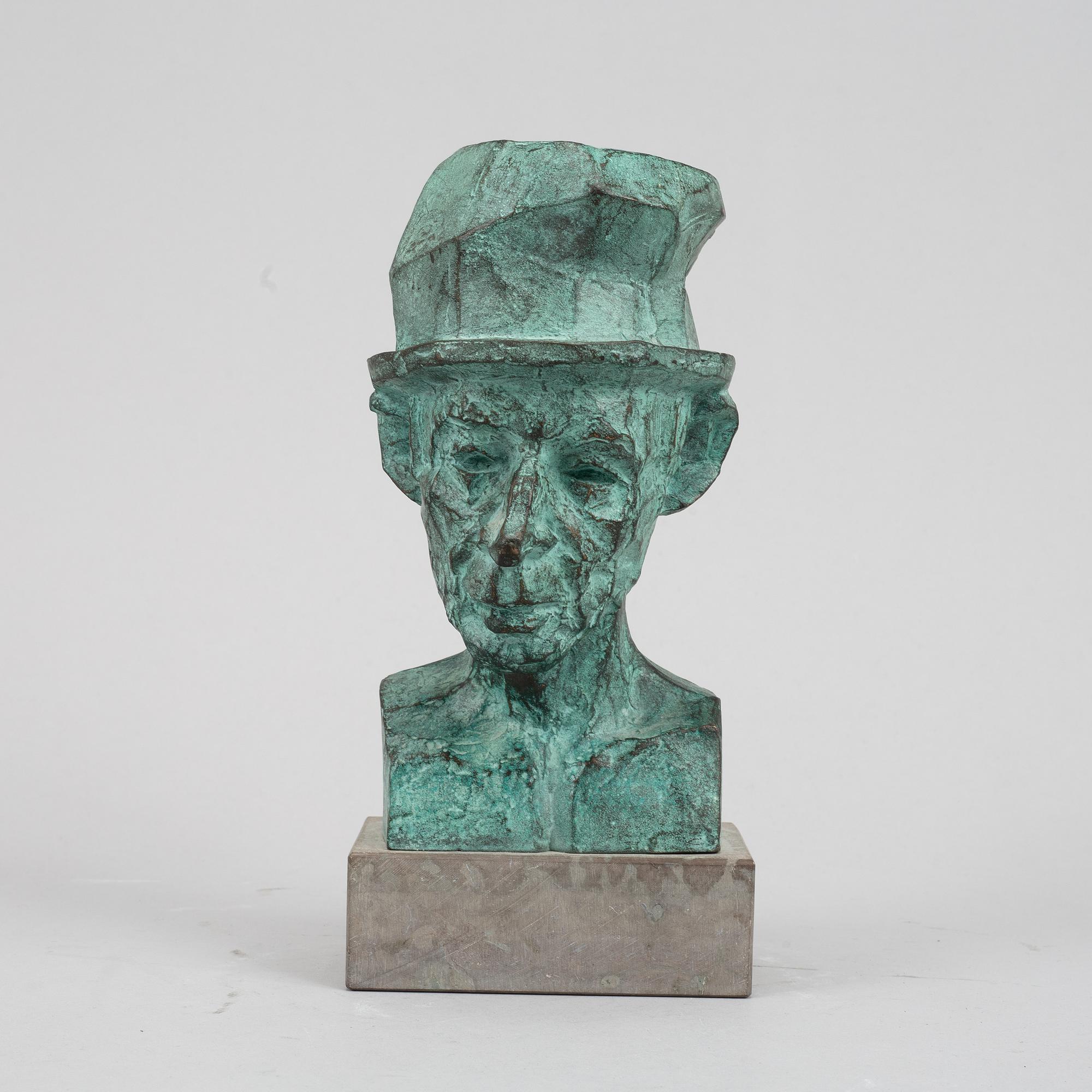 Vivianne Geijer, sculpture, bronze, signed and dated -89, numbered 1-7.