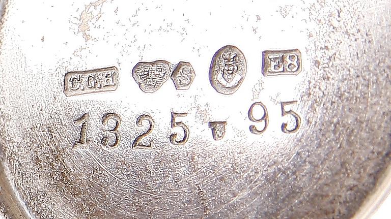 SKÅLAR, 2 st, silver. CG Hallberg 1931 resp GAB 1928.