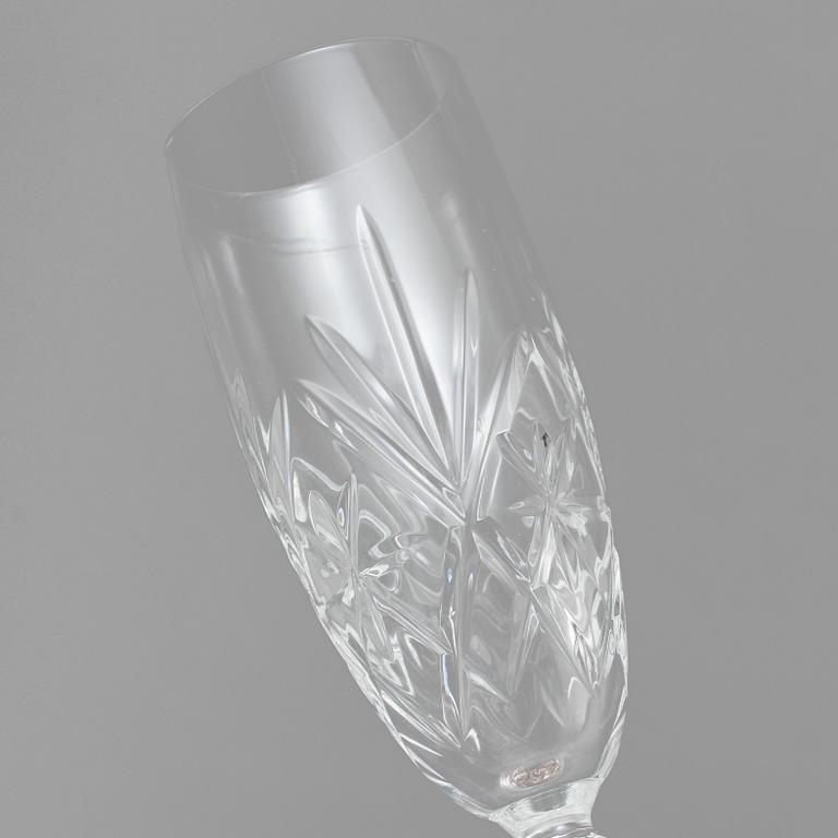 SERVISDELAR, 37 st, glas, 1900-tal.