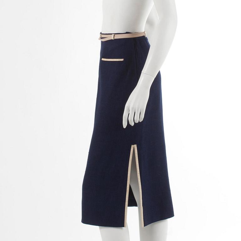 HERMÈS, a navy blue wool skirt. French size 40.