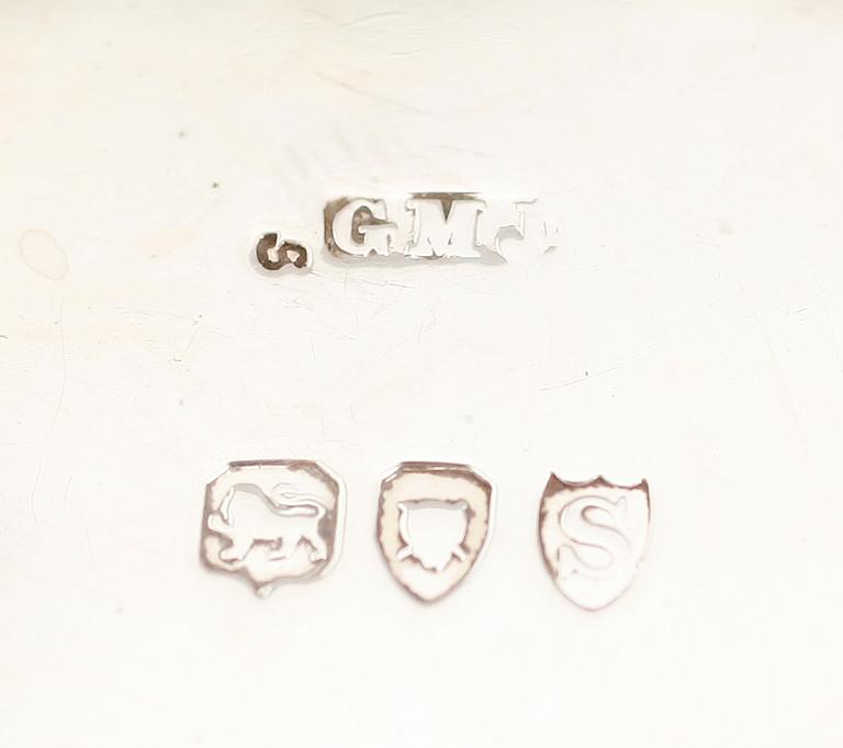 SALTKAR, 3 st, silver, England, 1800-/1900-tal. Total vikt  178 g.