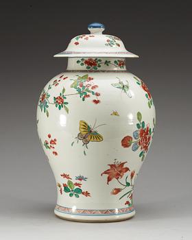 An enameled jar with cover, late Qing dynasty.