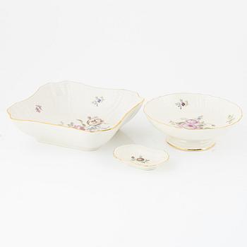 A 49-piece porcelain dinner service, "Frijsenborg", Royal Copenhagen, Denmark.