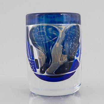Edvin Öhrström, an Ariel glass vase, Orrefors 1975.