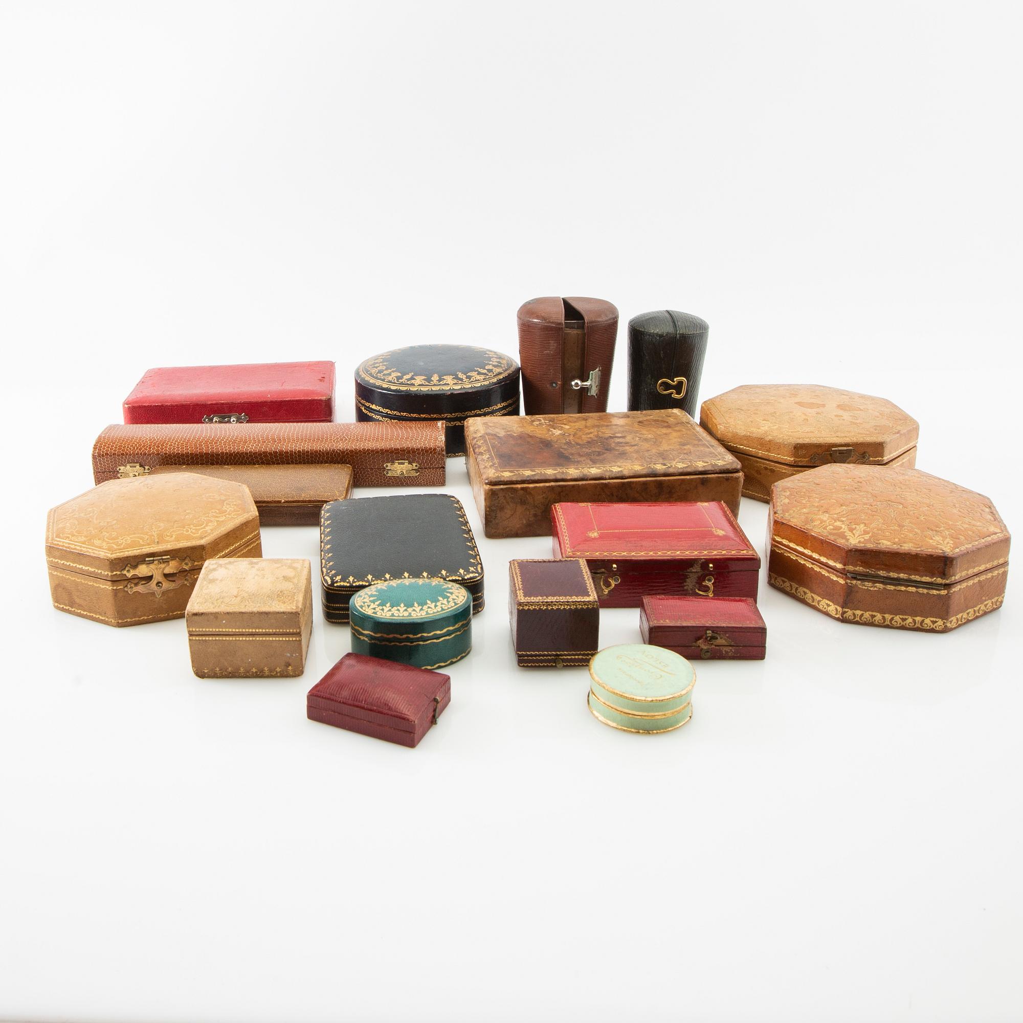 Various cases and boxes, approximately 18 pcs, first half of the 20th century.