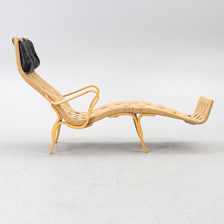 Bruno Mathsson, a 'Pernilla 3' lounge chair, Dux, second half of the 20th century.