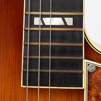 Levin, akustisk gitarr, "modell 320", Sverige 1957.