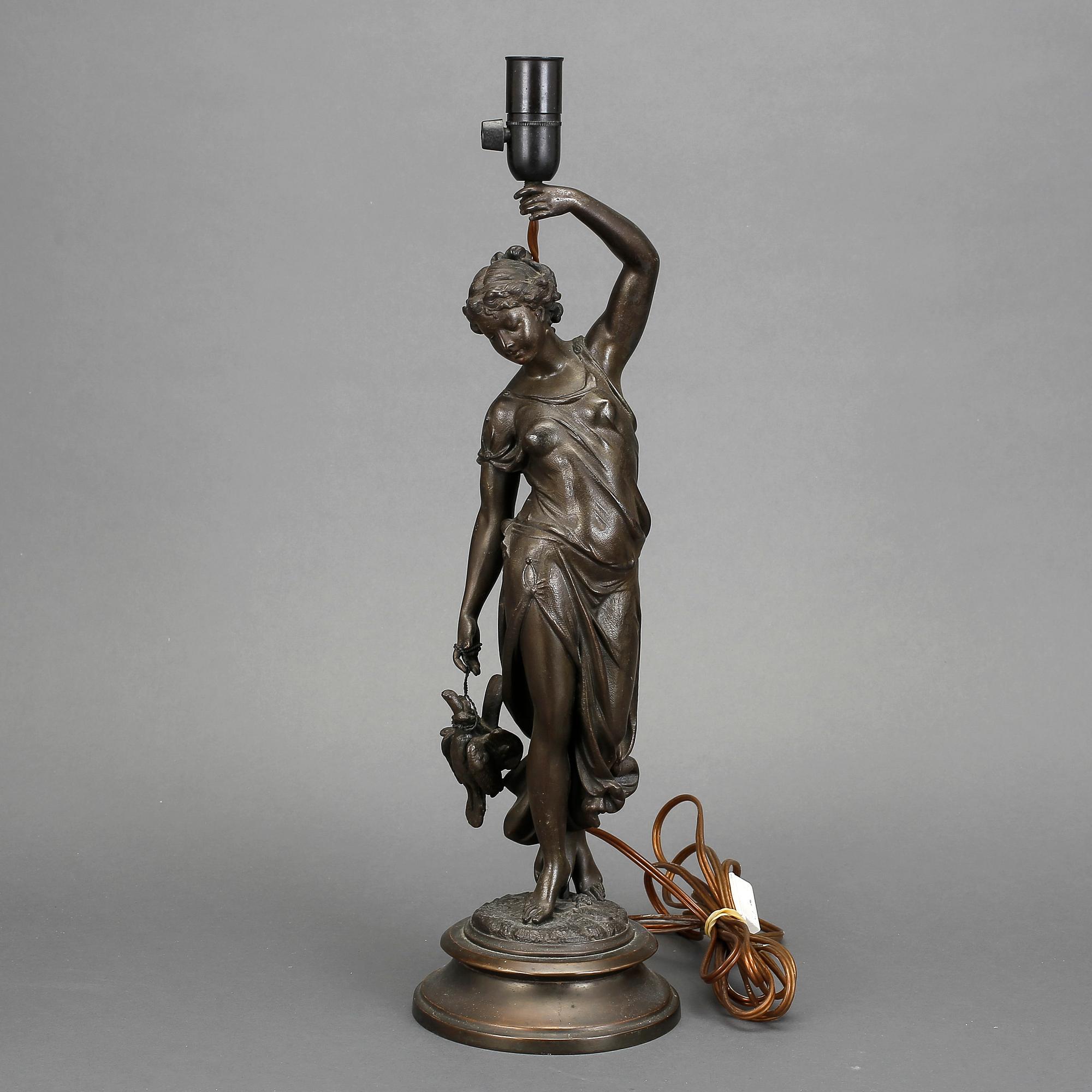 BORDSLAMPA, 1900-talets första hälft.