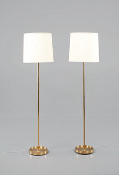 GOLVLAMPOR, ett par, s k "Uplights", Fagerhults belysning, 1900-talets andra hälft.
