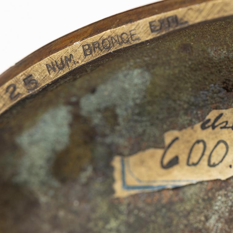 Kai Nielsen, "Girl picking her toes".