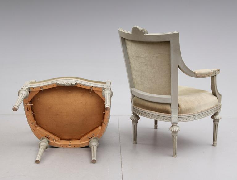 KARMSTOLAR, 1 par, gustaviansk stil, 1900-talets första hälft.