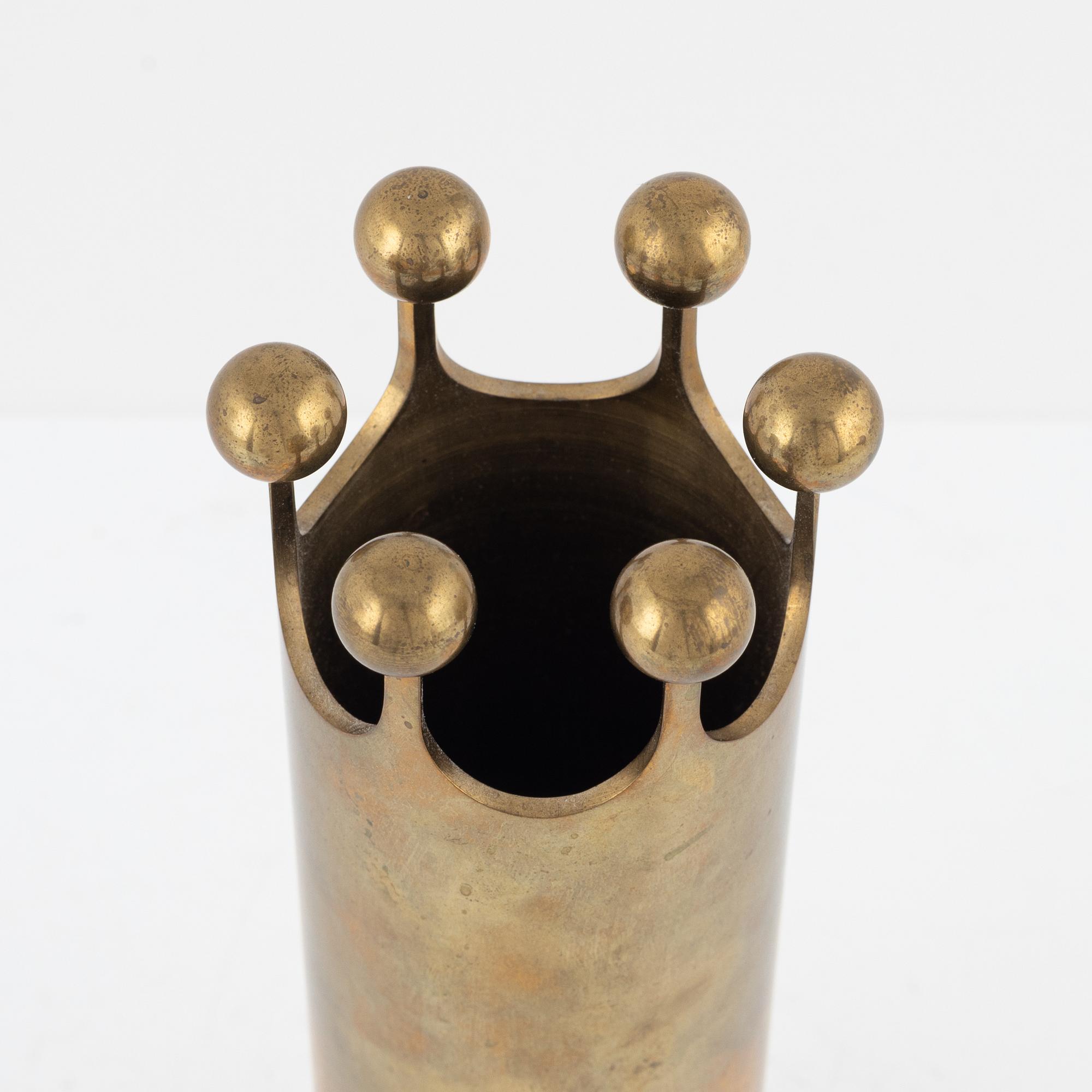 Pierre Forssell, a vase, Skultuna.