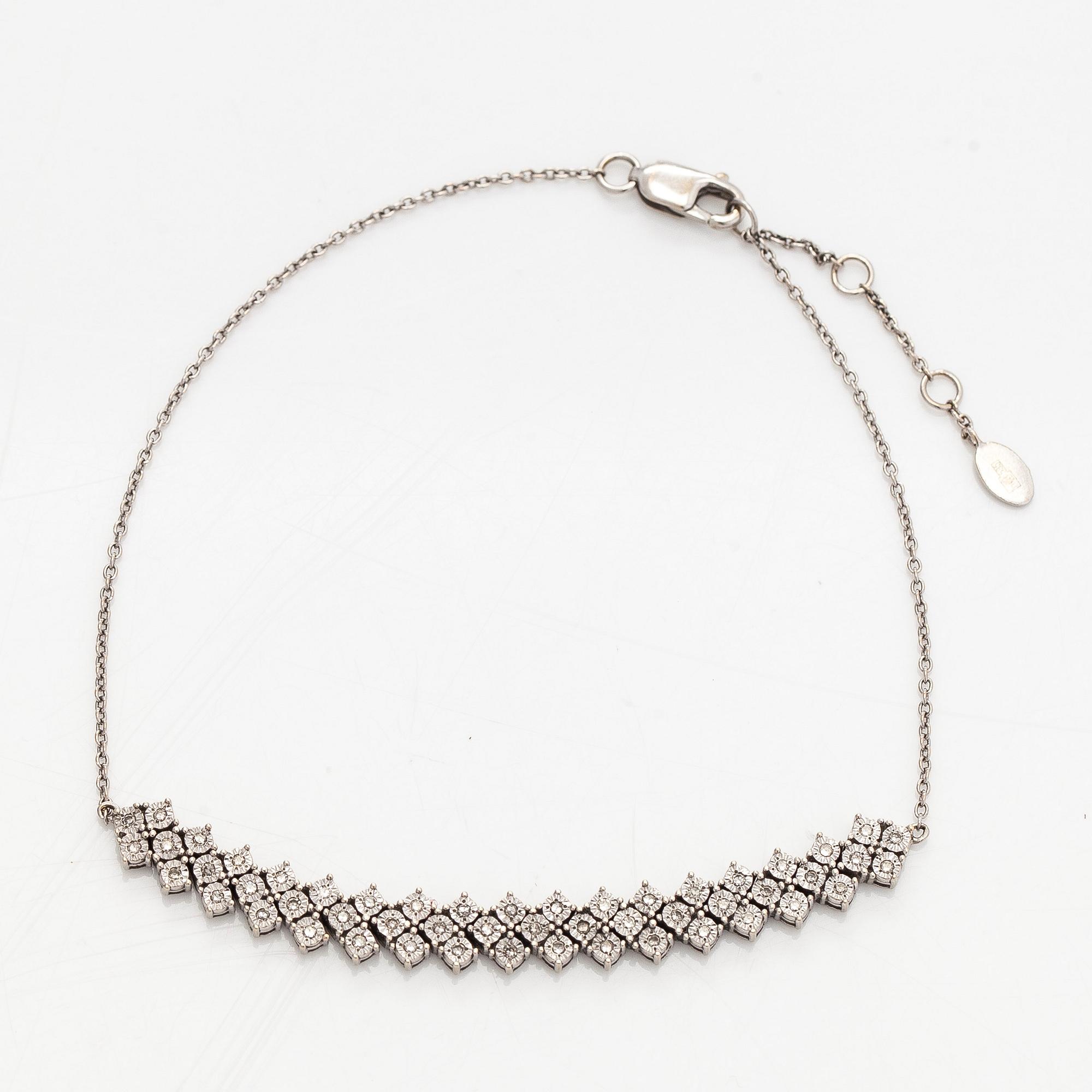 Armband, åttkantslipade diamanter, 14K vitguld.