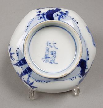 PARTIPORSLIN, 8 delar, Kina och Japan, 1700-1800-tal.
