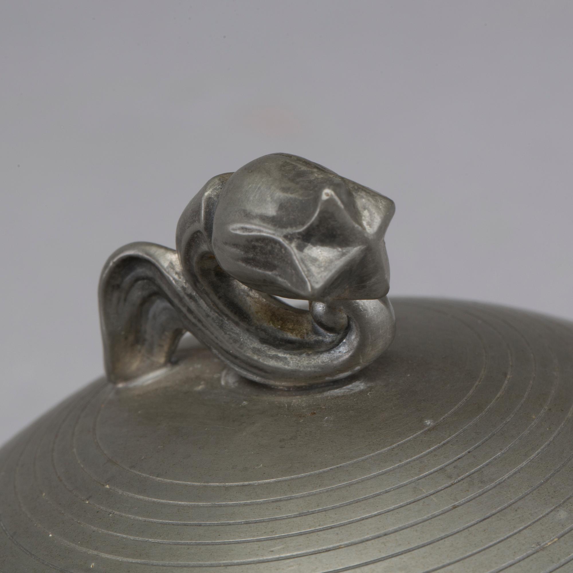BONBONJÄR, tenn, Sylvia Stave, C G Hallberg. 1931.