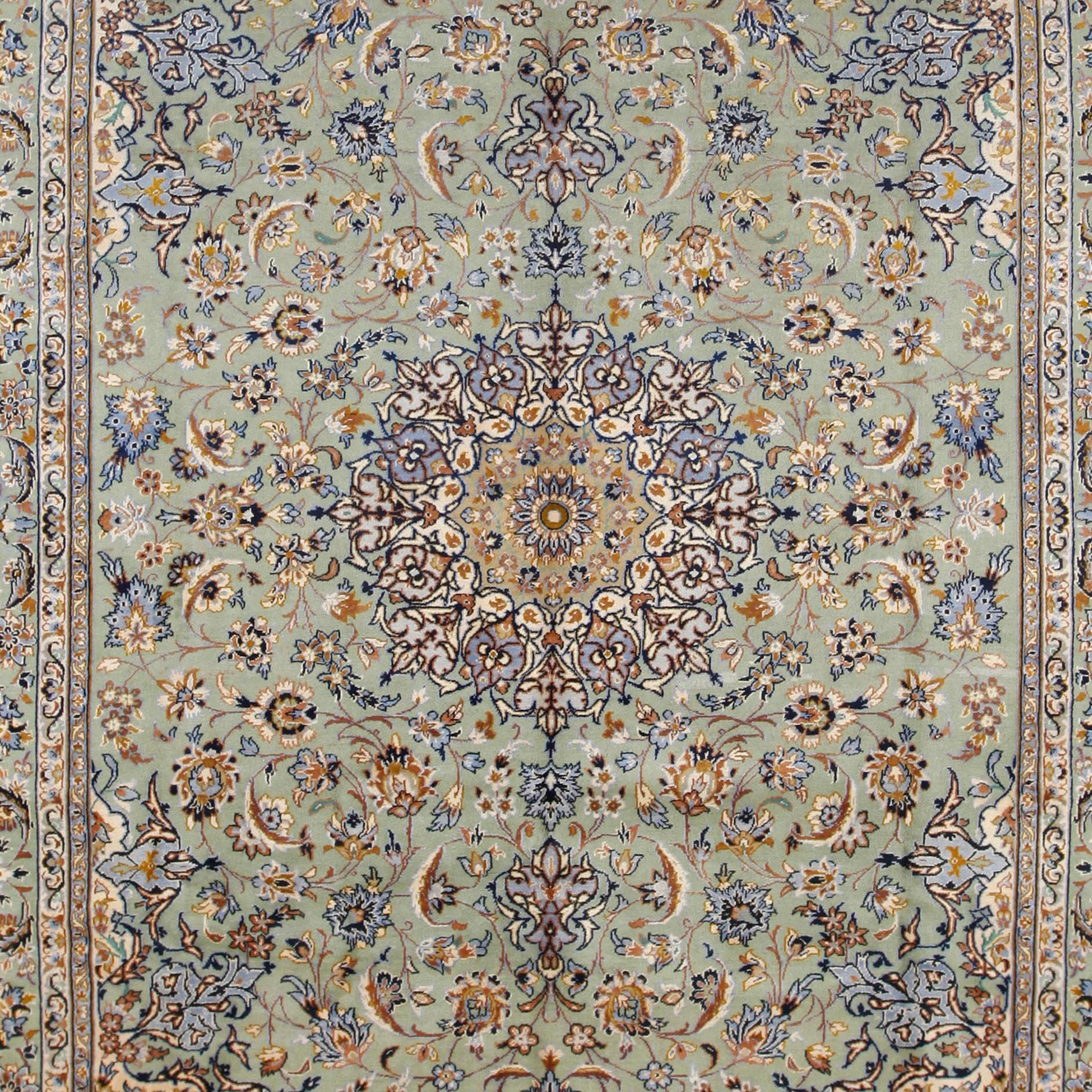 MATTA, Nadjafabad, ca 400 x 288 cm.