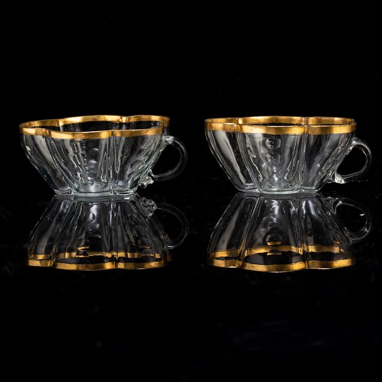 KONFEKTSKÅLAR med öra, nio stycken, 1700-tal.