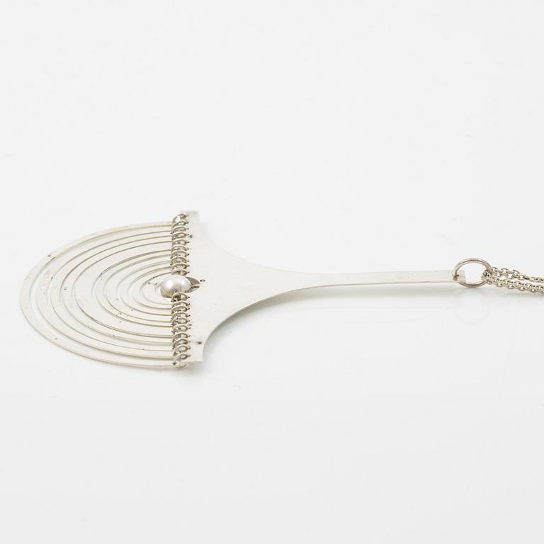 Tapio Wirkkala, Pendant "Crescent moon", sterling silver, NW Finland 1973.