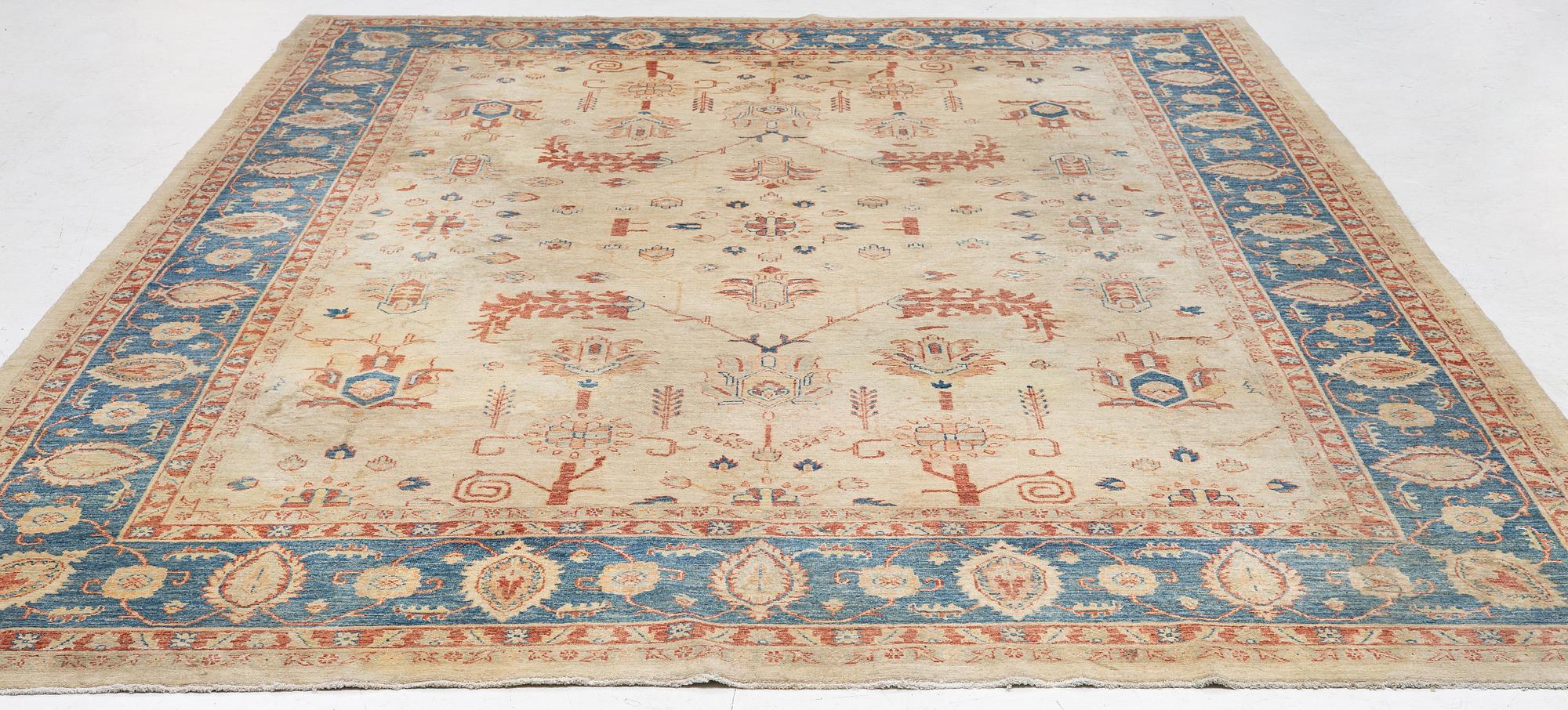 A Ziegler Design carpet, ca 365 x 260 cm.
