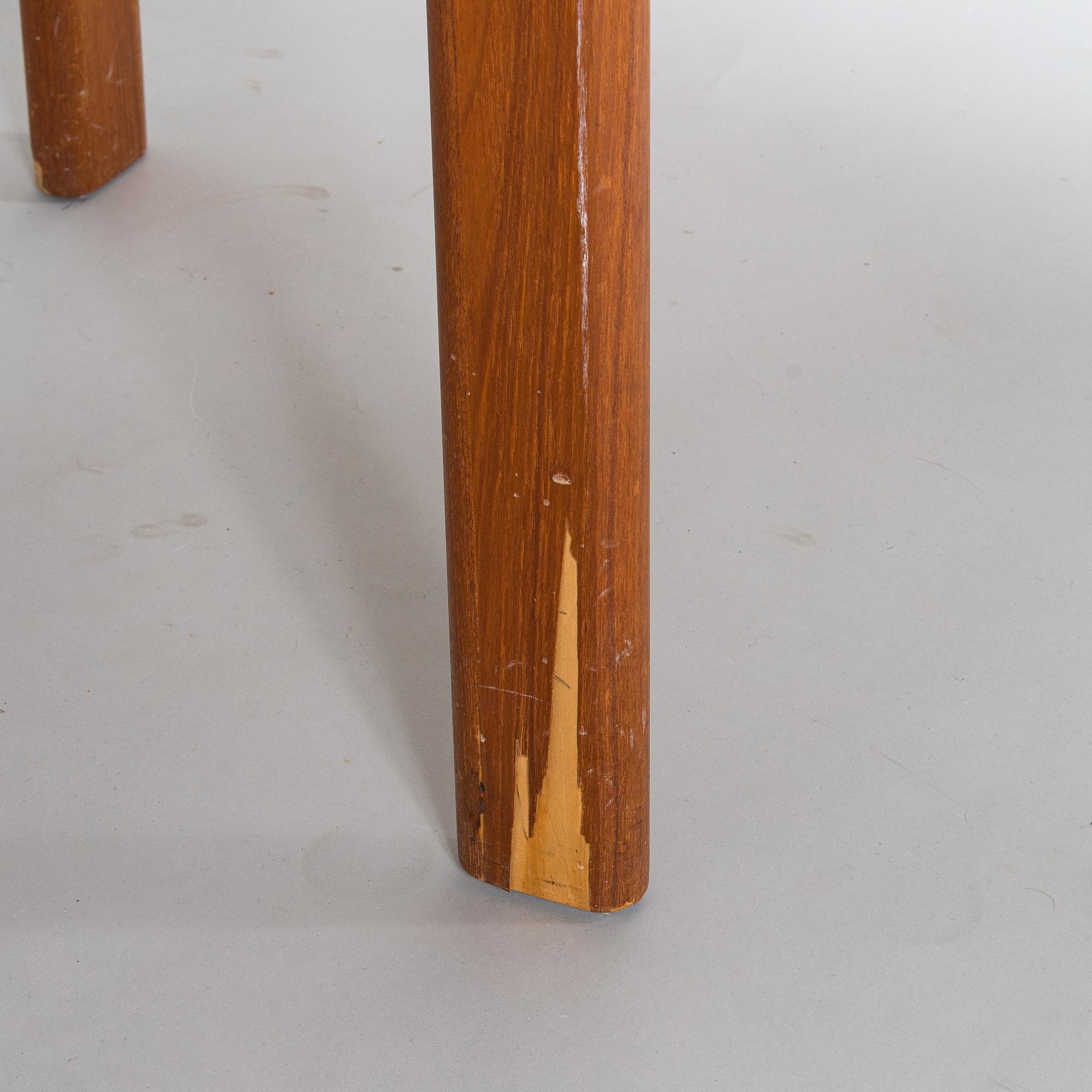 Alvar Aalto, An early 1960s H91 dining table for O.Y. Huonekalu- ja Rakennustyötehdas A.B.
