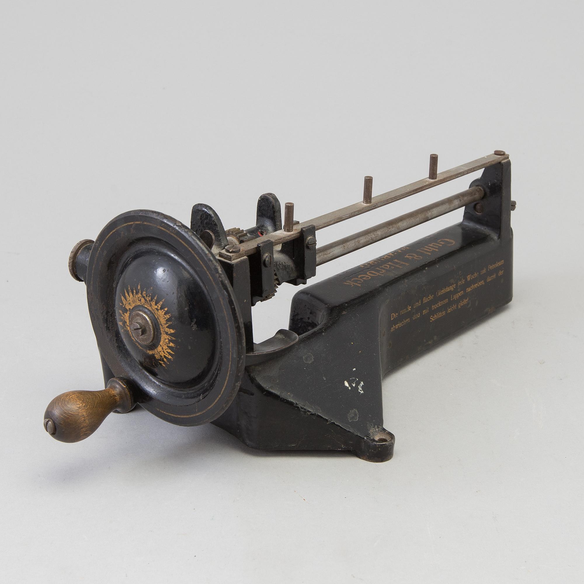 a pencil sharpener "Jupiter" 1, Guhl & Harbeck, Hamburg, around 1900.