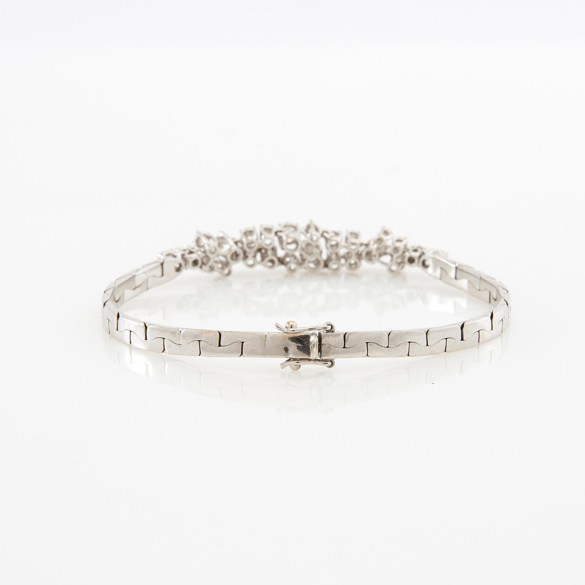 Armband 18K vitguld med diamanter ca 2,21 ct.