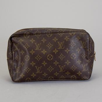 NECESSÄR, "Trousse Toilette 28 ", Louis Vuitton.