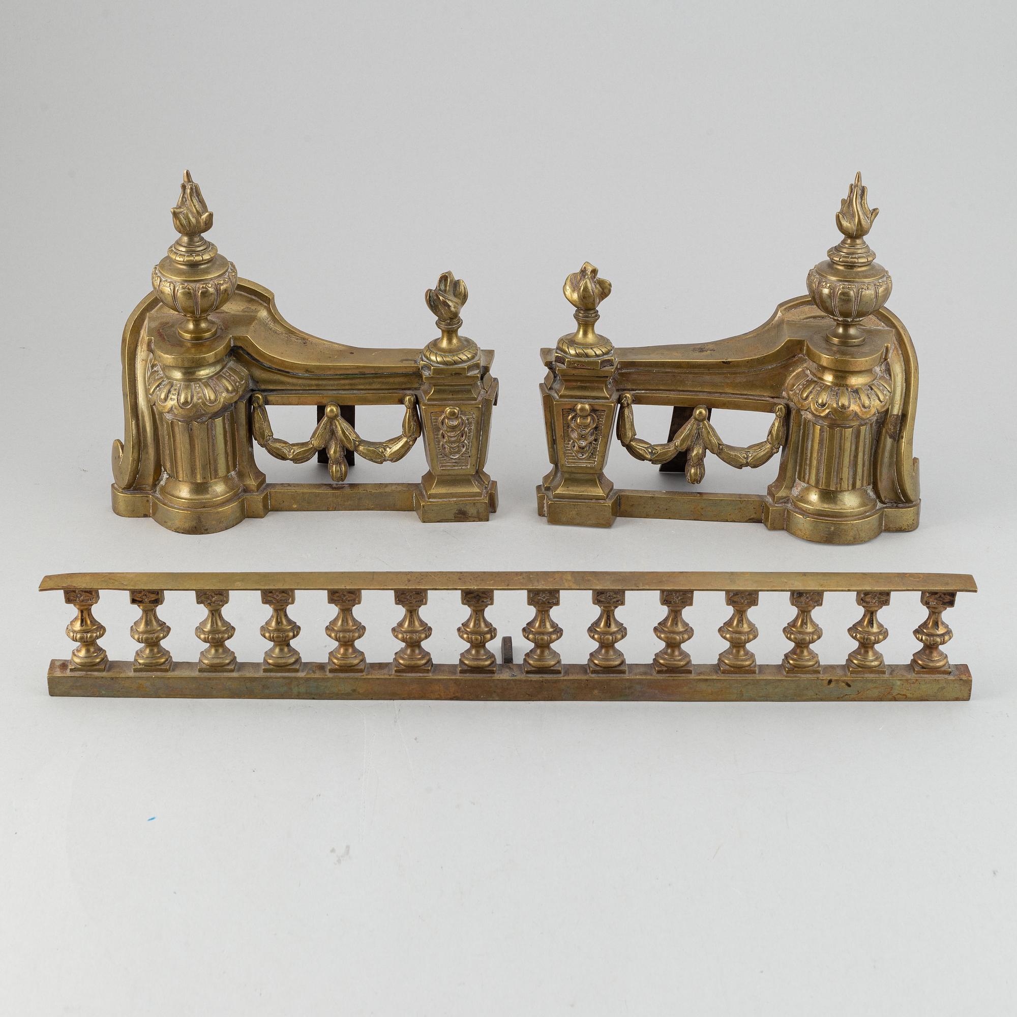 Brasgarnityr, mässing, 3 delad, empirestil, 1900-tal.