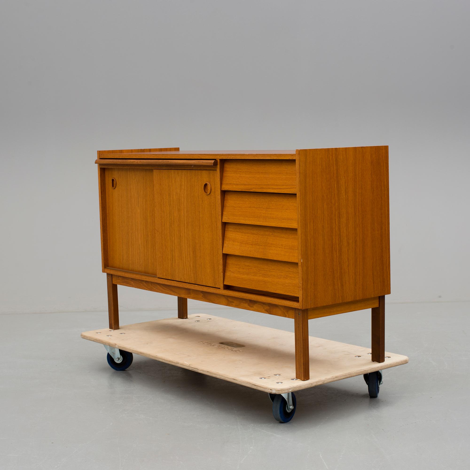 SIDEBOARD, teak, 1960-tal.