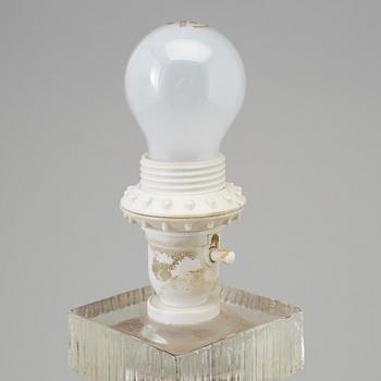 A 1960s/1970s table light.