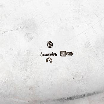 BRICKA, silver, Ivan Vonif Yestigneev, St Petersburg, Ryssland, 1880. Vikt ca1800g.