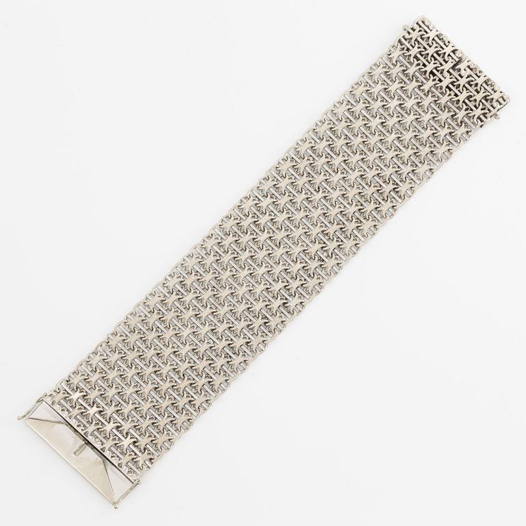 Bracelet 18K white gold, X-link.