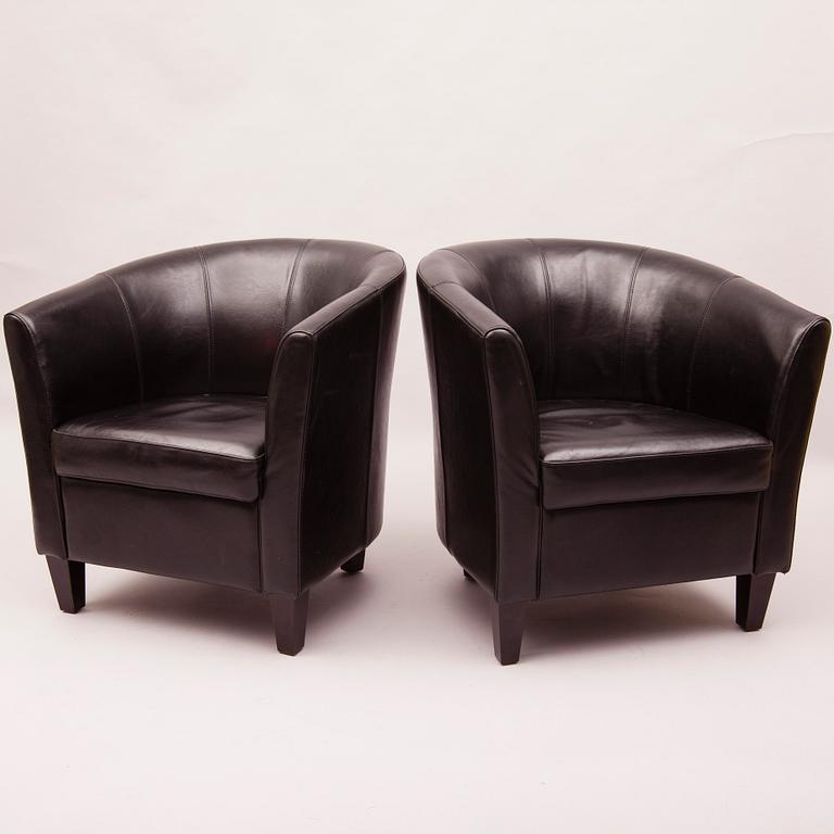 FÅTÖLJER, ett par, sekelskiftet 1900/2000.